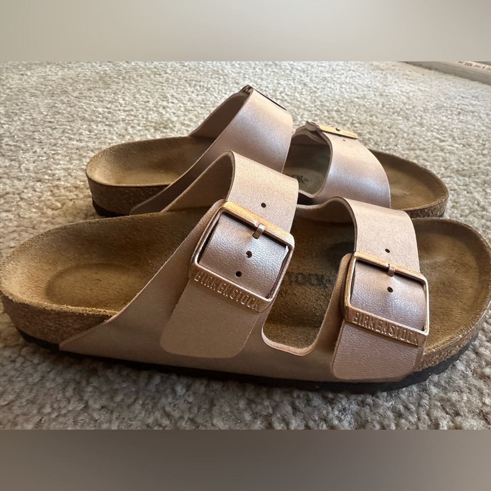BIRKENSTOCK
ARIZONA SANDAL, W 7.5